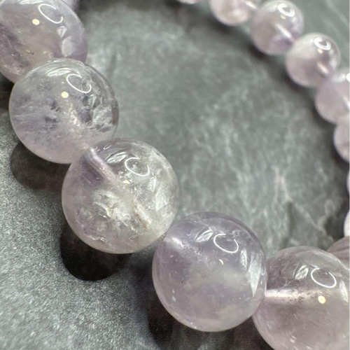 ホワイトガーデンインアメジスト 11mm 天然石 ブレスレット