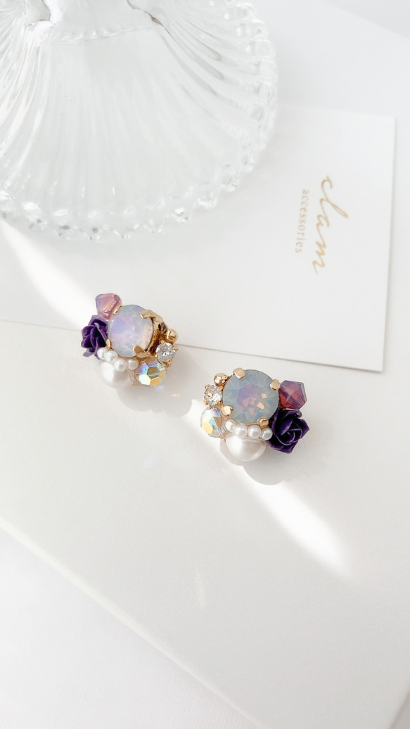 10月誕生石カラー オパールビジューと薔薇のピアス／イヤリング ピアス 