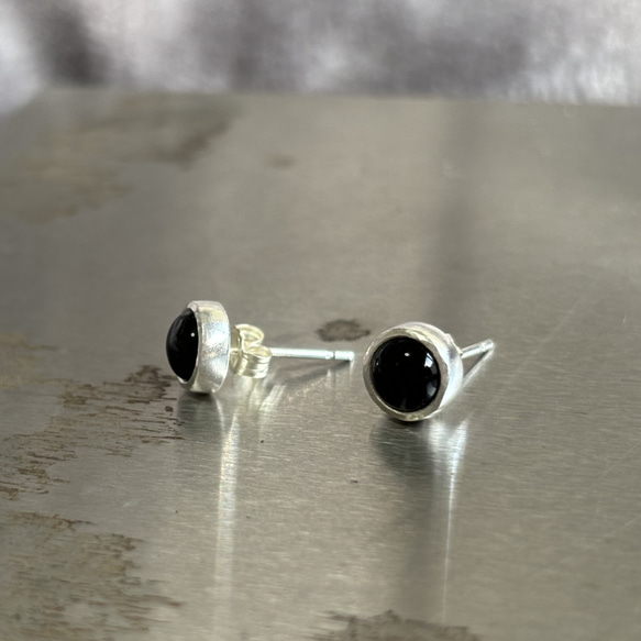 ブラックオニキスピアス/black onyx pierce ピアス（スタッド