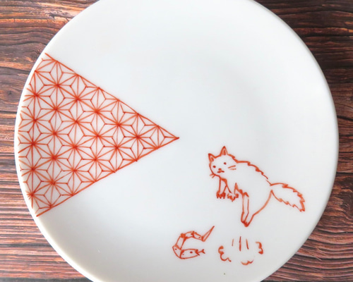 竹蛇に驚く猫の小皿 巳 干支の皿 手描きの器 小皿 neko opera