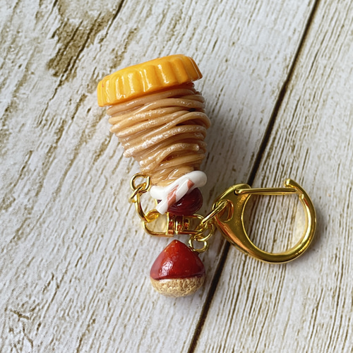 美品 モンブラン キーホルダー チャーム キーリング 箱付き