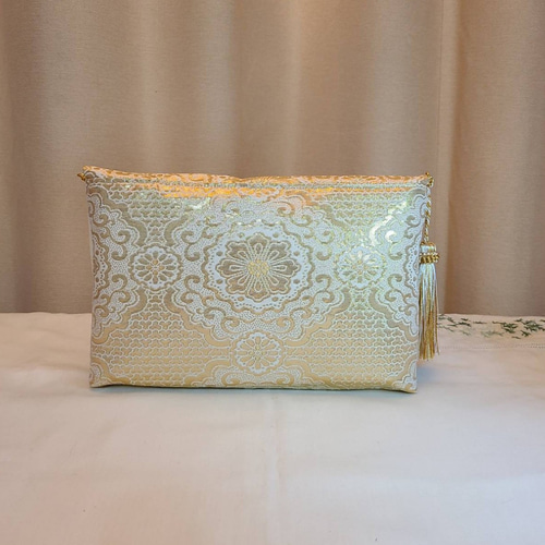 和風模様、ゴールドシルク着物帯の2waysクラッチバッグ