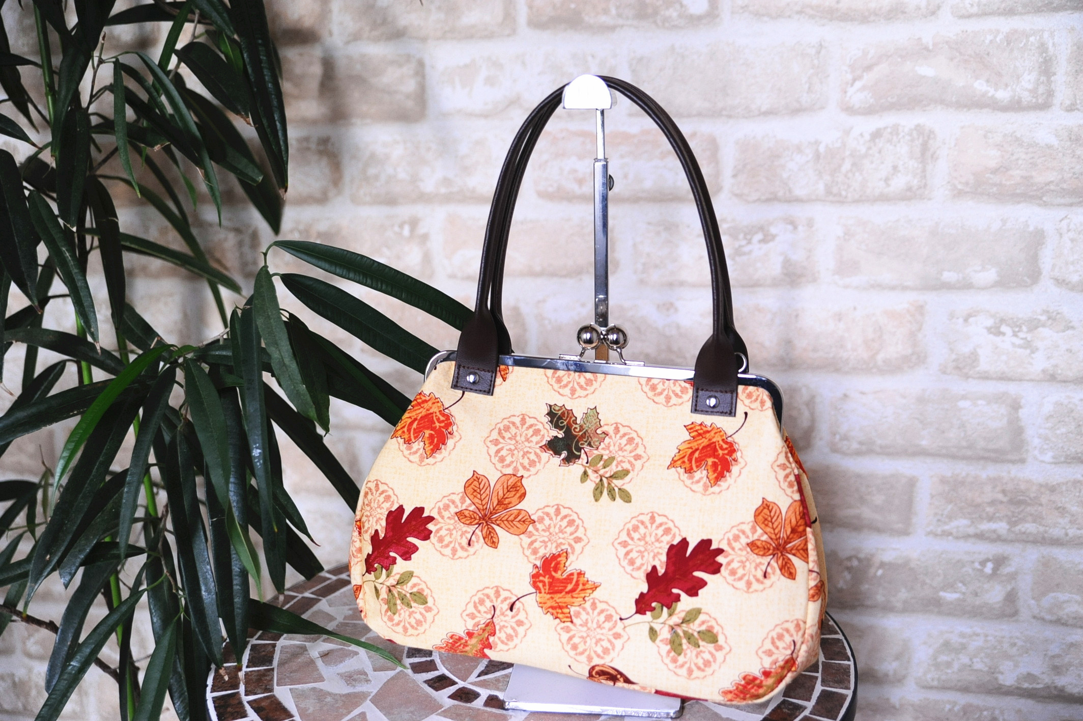 秋☆紅葉柄☆がま口ショルダー＆ハンド2wayバッグ ショルダー