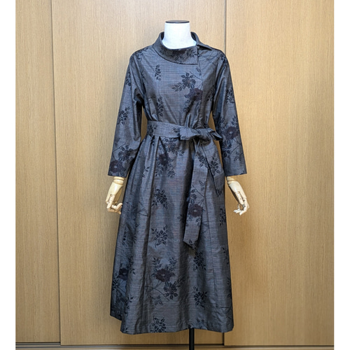 SOLD 着物リメイク ワンピース 大島紬 M〜L ワンピース さら