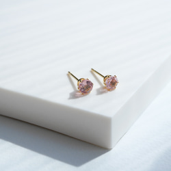 ピンクトルマリンの一粒ピアス ４ｍｍ  １０月誕生石　サージカルステンレス　金属アレルギー対応　つけっぱなしＯＫ　天然石 2枚目の画像