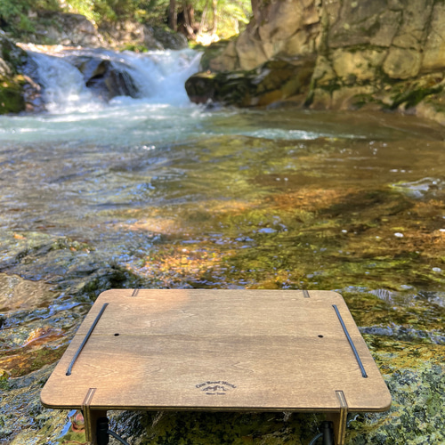 Hiker Table』ハイカーテーブル 折りたたみ軽量テーブル サイド
