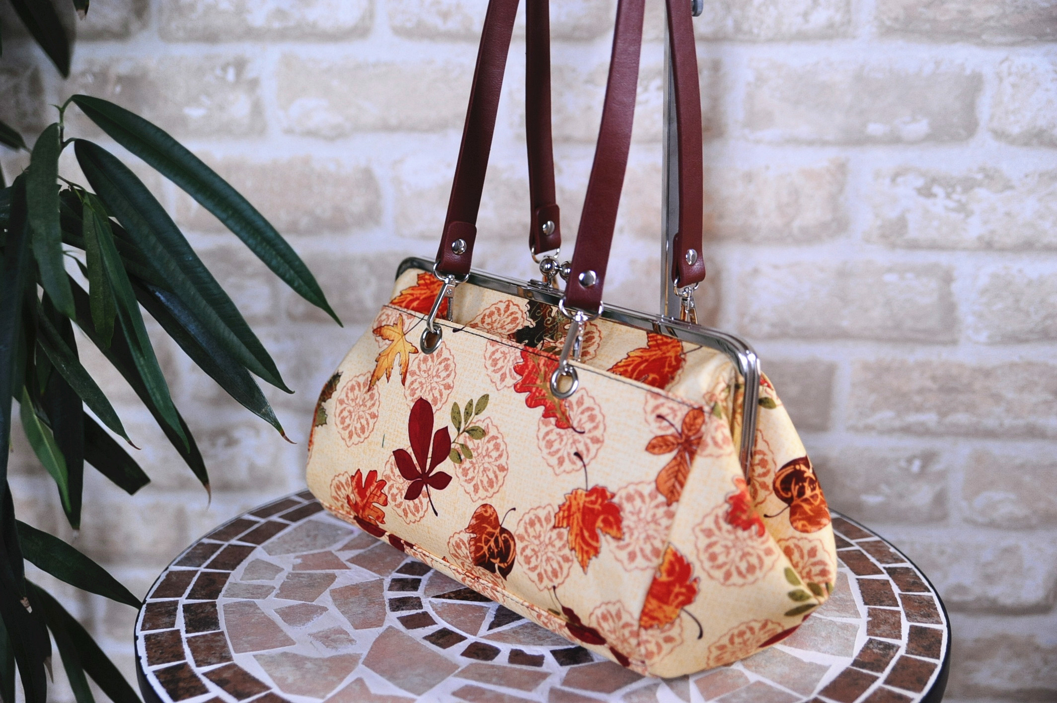 紅葉生地☆30cm口金☆2wayがま口ショルダーボストンバッグ