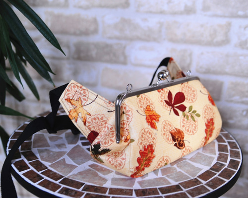 【ずーっとメイまま】がま口◇ボディ＆ウエストバッグ◇ハンドメイド ずーっとメイまま様専用】がま口◇ボディ＆ウエストバッグ