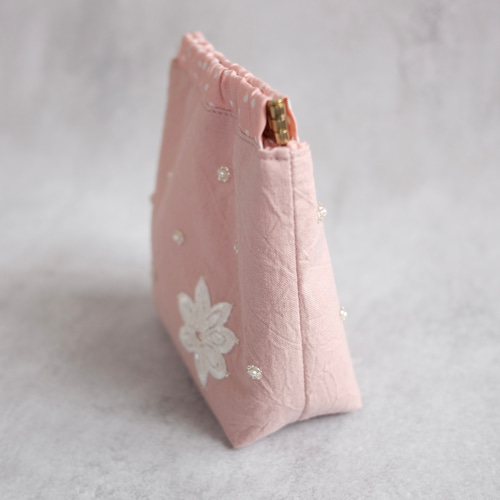 ビーズ刺繍 バネ口ポーチ小 ピンク ポーチ AMUSTERIA 通販 18343256