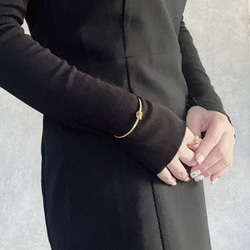 結び目デザイン　サージカルステンレス　バングル　ニッケルフリー　ひねり　k18コーティング　金属アレルギー対応　高品質 10枚目の画像