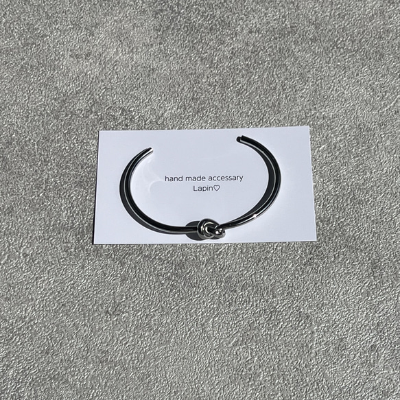 結び目デザイン　サージカルステンレス　バングル　ニッケルフリー　ひねり　k18コーティング　金属アレルギー対応　高品質 19枚目の画像