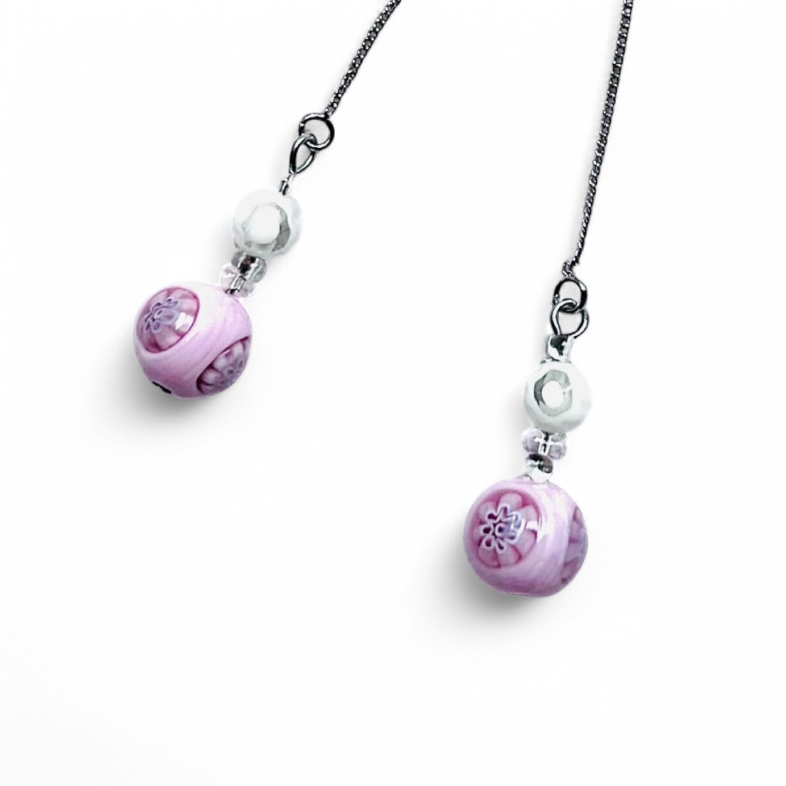 ピンクミルフィオリピアス