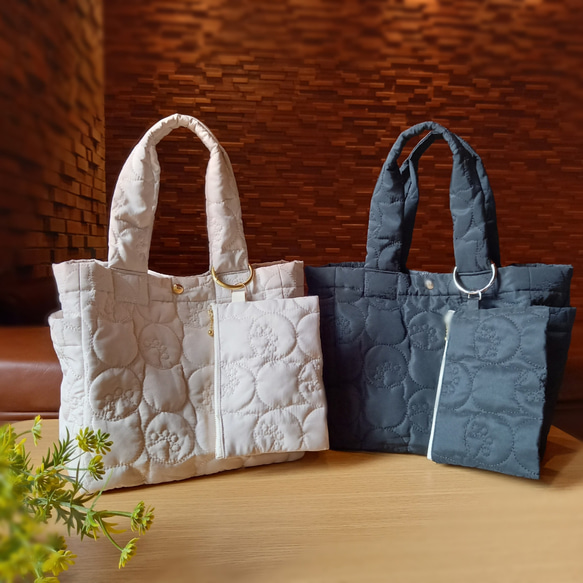 受注制作】猫の足あと柄キルティングの舟型トートバッグ&ミニポーチ