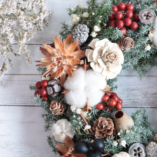 受注製作】フレッシュグリーンとサンキライ&木の実のリース＊大きめ