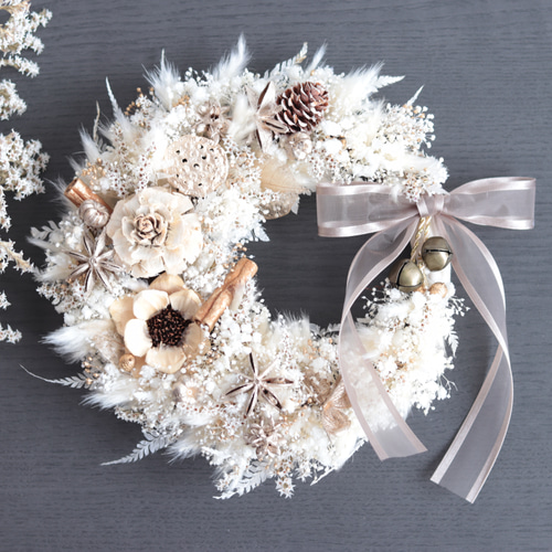 受注製作】フレッシュグリーンとサンキライ&木の実のリース＊大きめ