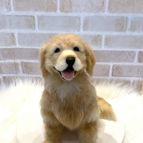 羊毛フェルトイギリス系ゴールデンレトリバー 羊毛フェルト 犬 額縁入りゴールデンレトリバー 犬フィギュア