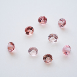 ピンクトルマリンの揺れる一粒ピアス ４ｍｍ　１０月誕生石　サージカルステンレス　金属アレルギー対応　つけっぱなし　天然石 5枚目の画像