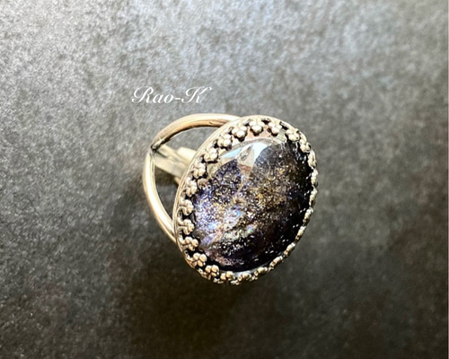 ✨ヨーロピアン・アンティーク調リング〜アイオライトサンストーン