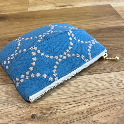 ●ハッピー＊●ミナペルホネン✲︎ポケットティッシュポーチ✲︎field o ラスト│ミナペルホネンfield of flowerのコロンと可愛いマチ付き