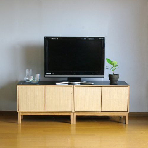 メラミンテレビボード　200cm 美品 未来商会 テレビ台 テレビボード 収納付き ローボード おしゃれ