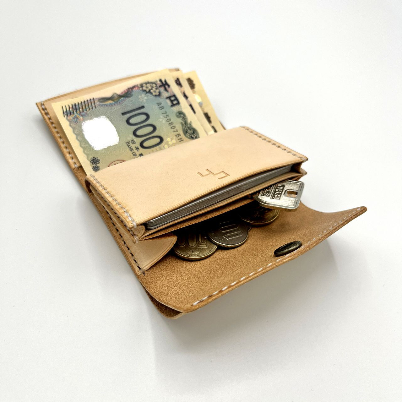 【コンパクト】三つ折り財布・ミニ財布　ver.1　 本革・レザー【選べるカラー・名入れ無料】【商品番号：ch111】