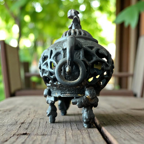 金属工芸　唐獅子　香炉 香炉 さんげい 線香 お香 日用品 唐獅子 ホビー 趣味 cen22091