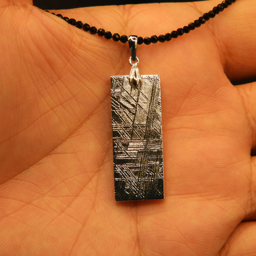 大きめ隕石！他では絶対に作れない！！生から作ったギベオン隕石