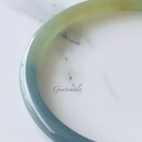 B1210-0135】ジェイド 翡翠 ヒスイ バングル 希少 グアテマラ産 54.5mm 
