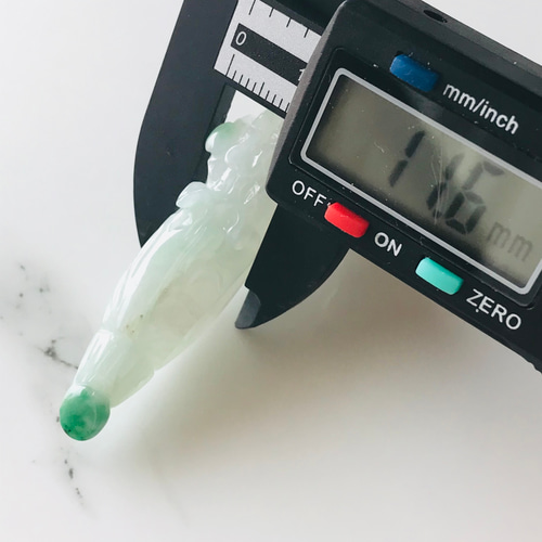[P280-008］翡翠　ペンダント　ミャンマー産　カービング P910-001】ジェイド 翡翠 ヒスイ ペンダントトップ ミャンマー産