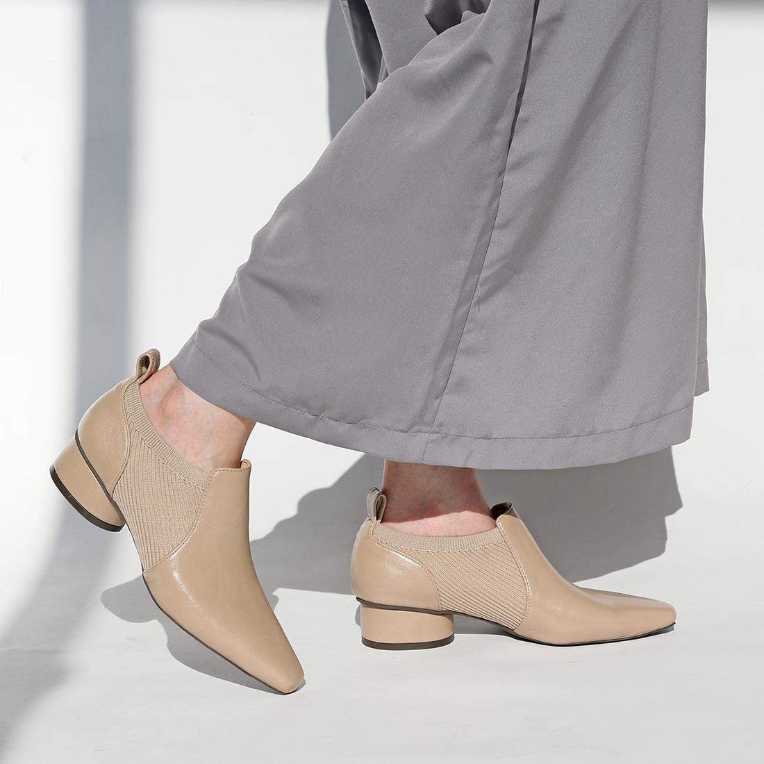 美シルエット&異素材リブ切り替えがポイント♪大人きれいめデザイン！スポッと履けるブーティ【S/M/L/LL】