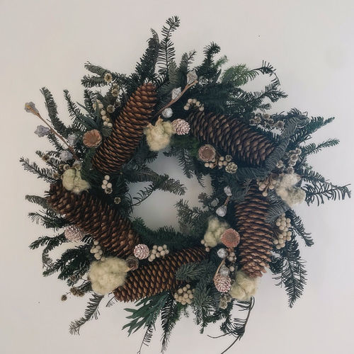 来年も飾れる☆ winter wreath ✩.*˚ もみとドイツトウヒのリース