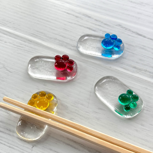 ガラスフュージング 肉球箸置き◡̈ 箸・箸置き Amanaki 通販 18347719