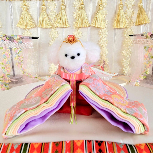 790 ひなまつり小さなお着物〈お姫様〉十二単 珊瑚色地に梅花文様藤紫