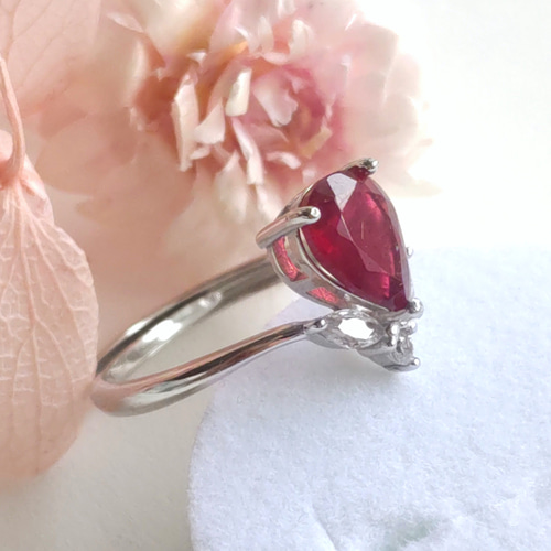 指輪　　kira kiraアンティーク？ビンテージ？ルビー？ Vintage Collection (ビンテージコレクション) Ruby Diamond