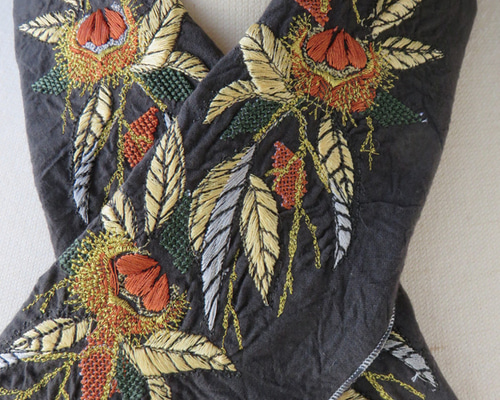 刺繍半襟：栗（木綿ハンドワッシャー黒） 和装小物（帯・半襟
