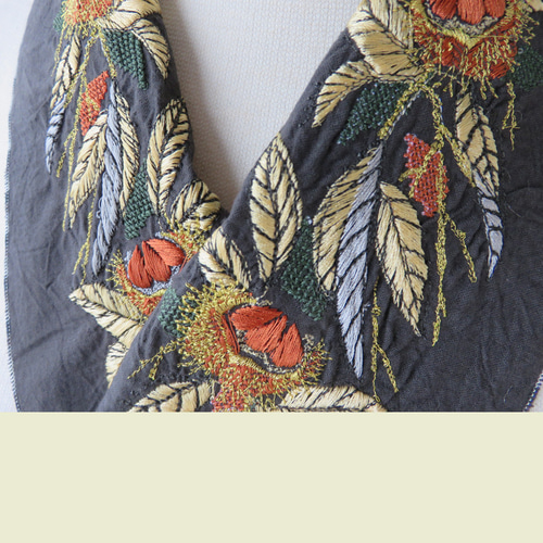 刺繍半襟：栗（木綿ハンドワッシャー黒） 和装小物（帯・半襟