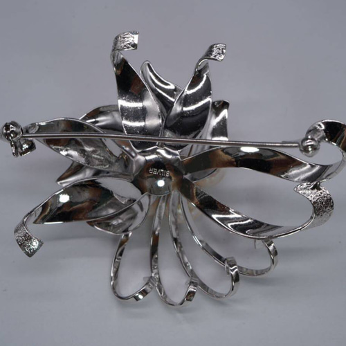 アコヤ本真珠ブローチ 強テリ上質花珠級 約7.0-7.5mm大粒日本産あこや