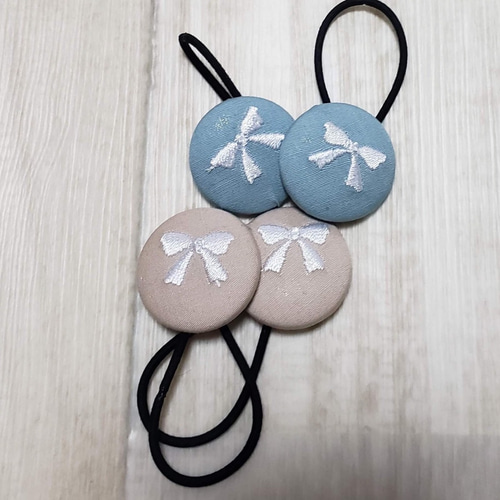 2セット くるみボタン ヘアゴム リボン刺繍 27mm 4個 ヘアゴム menma 