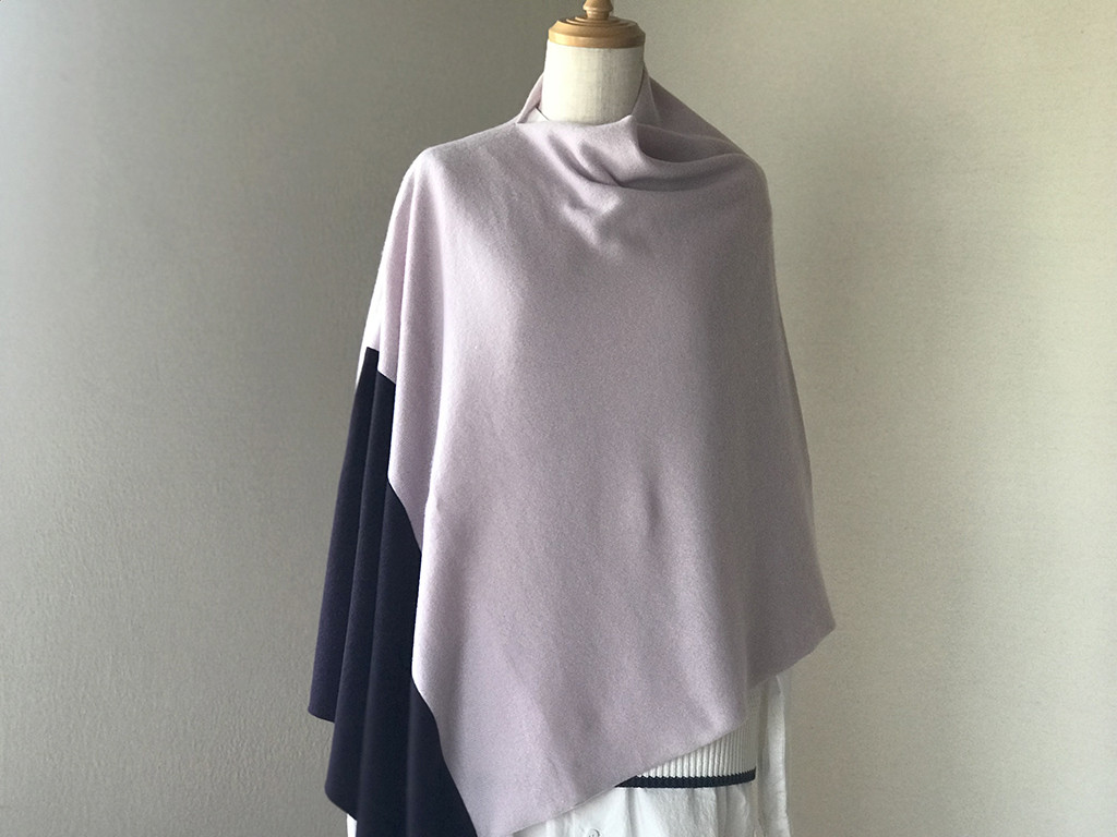 ベビーカシミヤ 3WAYパネル ポンチョストール　ラベンダー/プラム