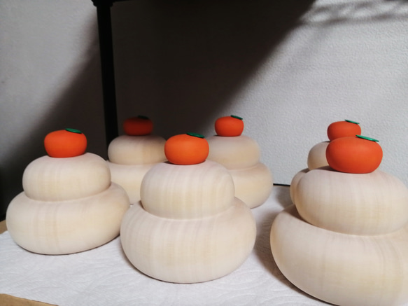 【アウトレット品】木の鏡餅（大）　お餅は白木 ♪ 5枚目の画像