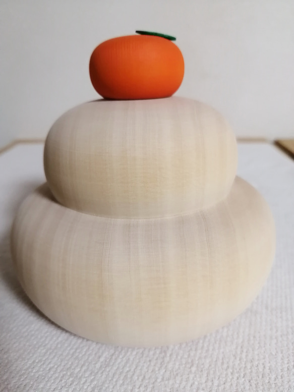 【アウトレット品】木の鏡餅（大）　お餅は白木 ♪ 4枚目の画像
