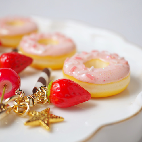 POPドーナツキーホルダー（ピンク） キーホルダー Fairy Candy 通販