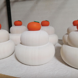 【アウトレット品】新バージョン【受注制作】木の鏡餅（大）　お餅はホワイト ♪ 5枚目の画像