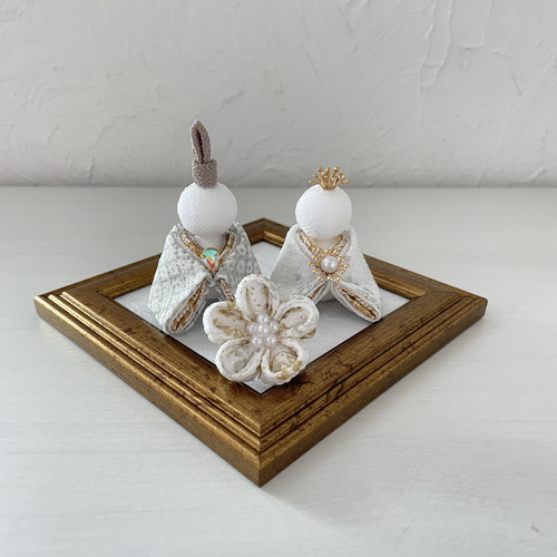 送料無料】お雛様 ひな人形 つまみ細工 コンパクト 白 ベージュ