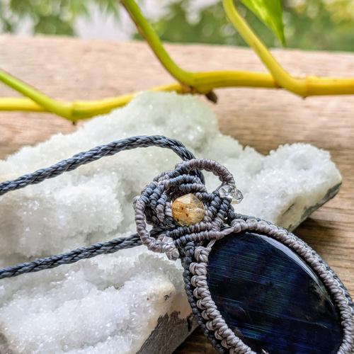 ☆スペクトロライト☆マクラメ編みネックレス 225・マクラメネックレス