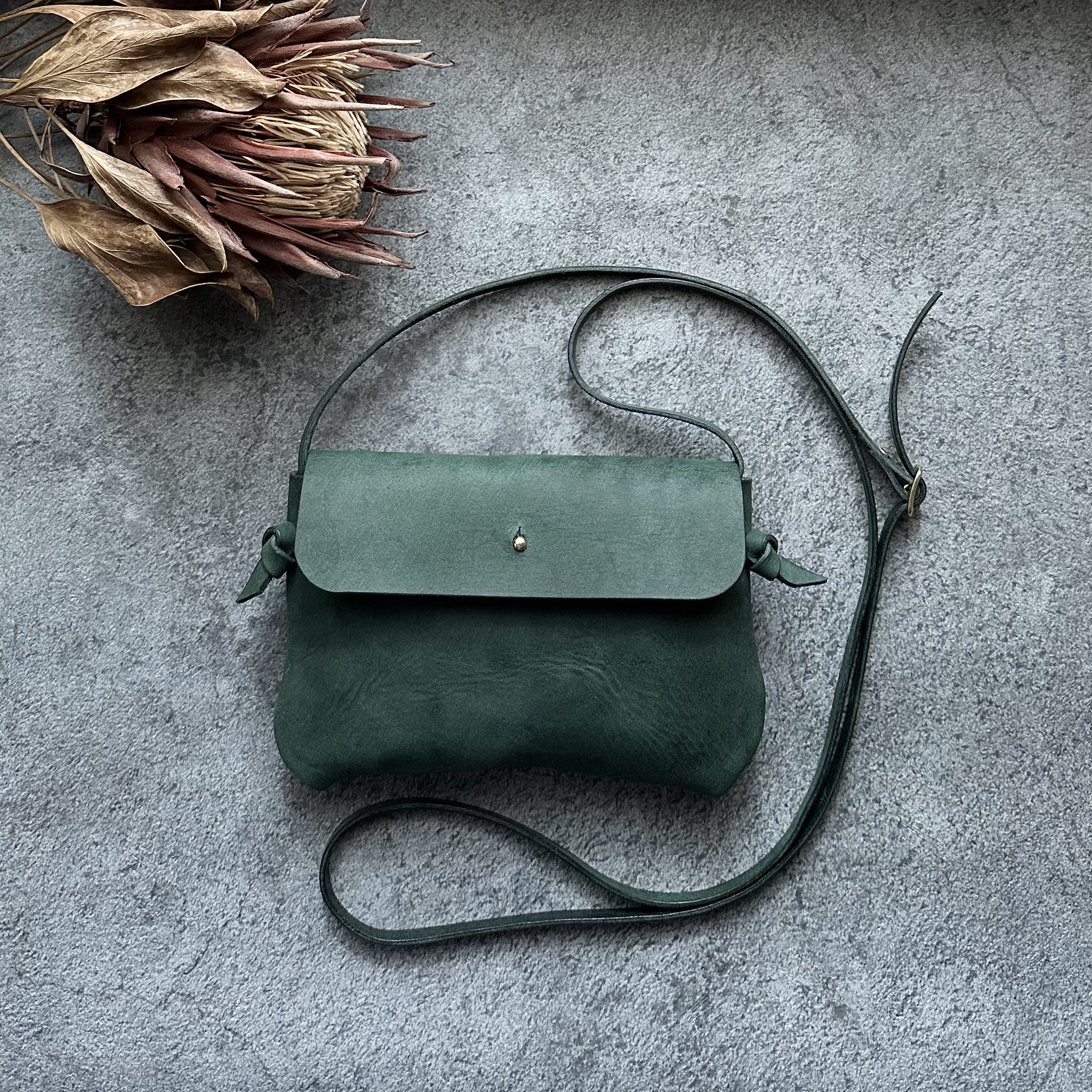 スマホポシェット / スマホショルダー ˗ˏˋ flap ˎˊ˗  VERDE 7,623円