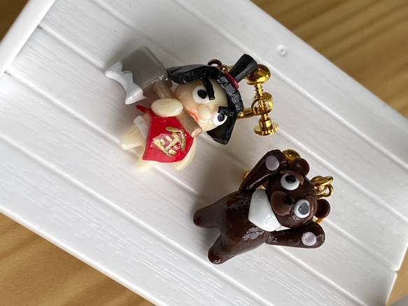金太郎と熊 ミニチュアピアスorイヤリング ピアス（フック・チェーン