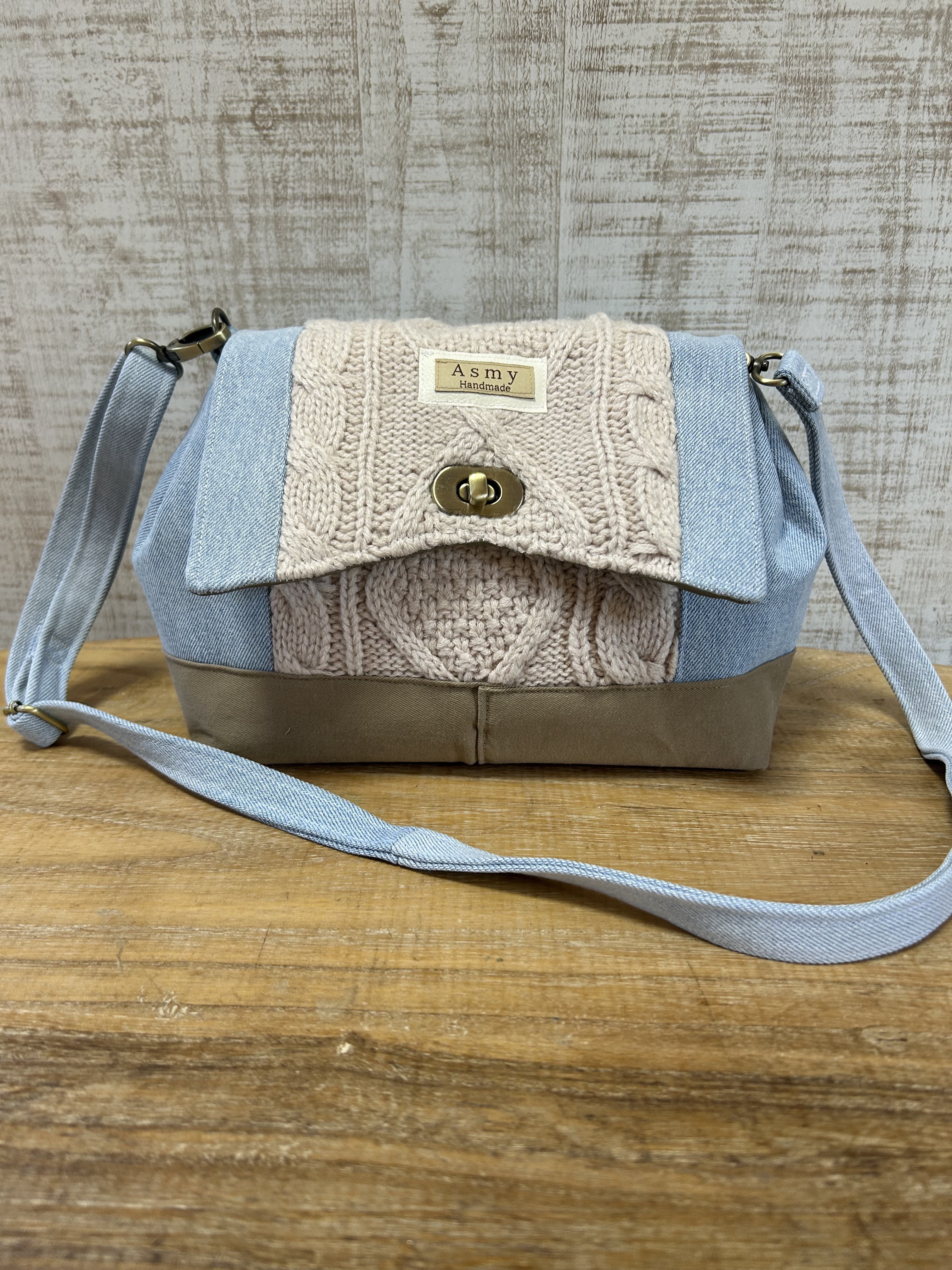 チワワプリント デニムショルダーバッグ チワワプリント デニムショルダーバッグ