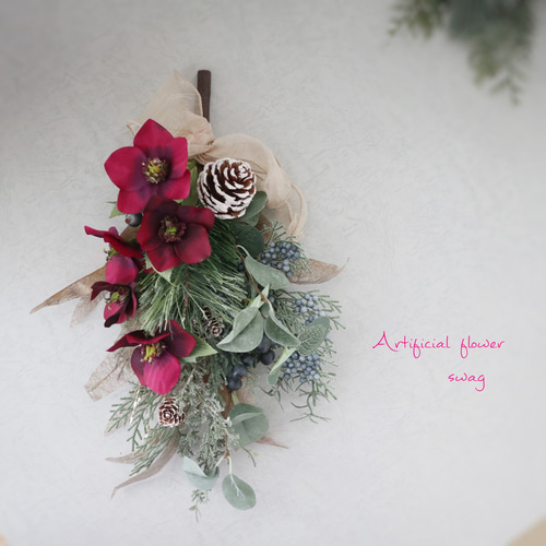 クリスマスローズのスワッグ ❁ 壁掛け 花束 ワインレッド クリスマス