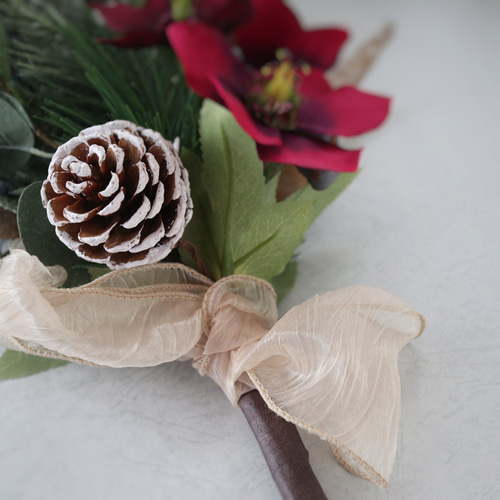 クリスマスローズのスワッグ ❁ 壁掛け 花束 ワインレッド クリスマス